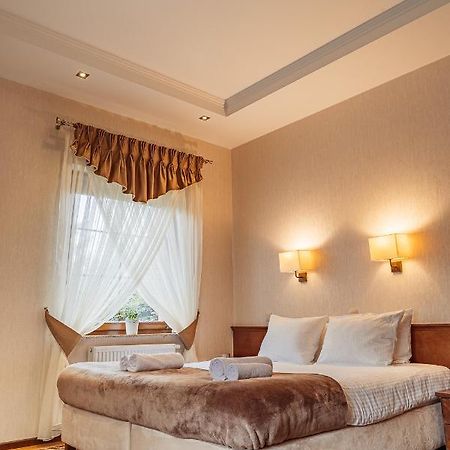 Hotel Dwor Choiny Kazimierówka Εξωτερικό φωτογραφία