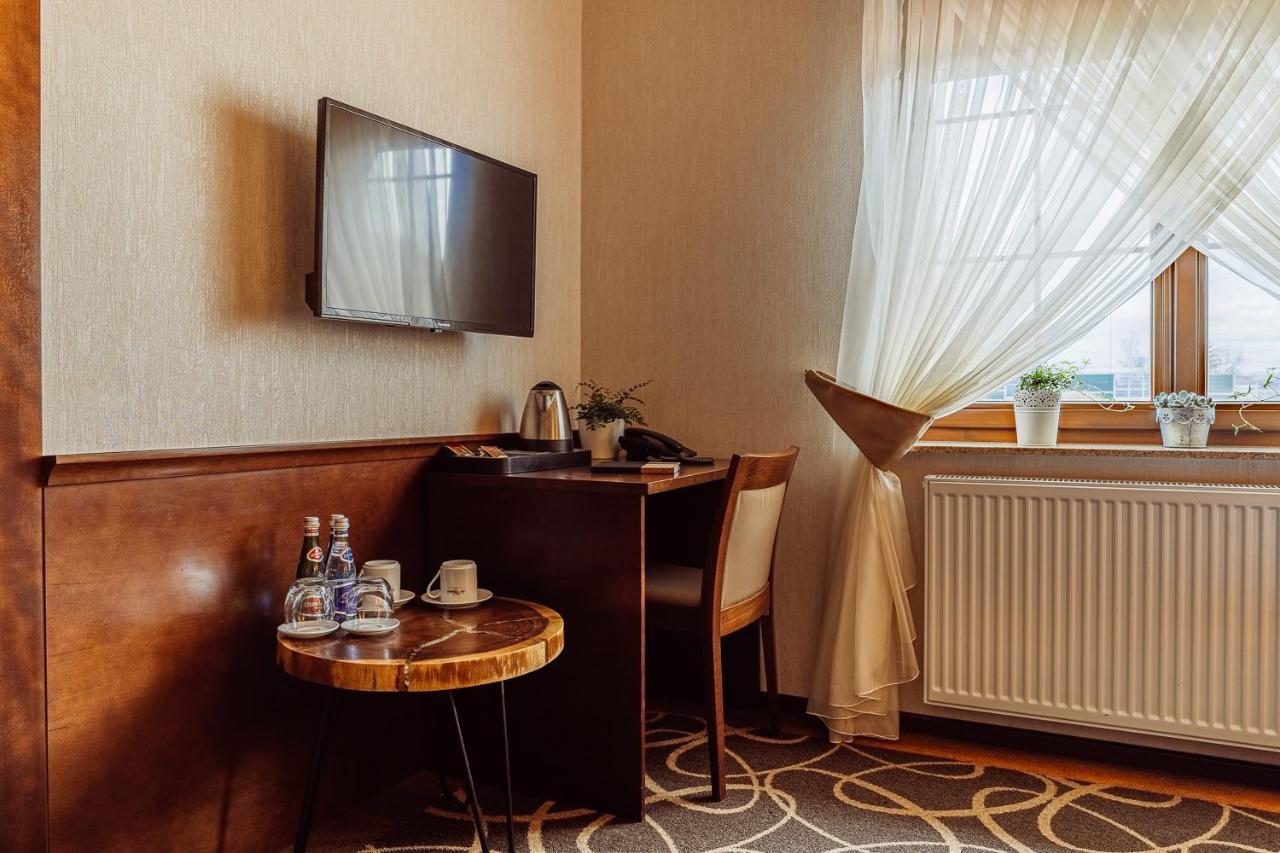 Hotel Dwor Choiny Kazimierówka Εξωτερικό φωτογραφία