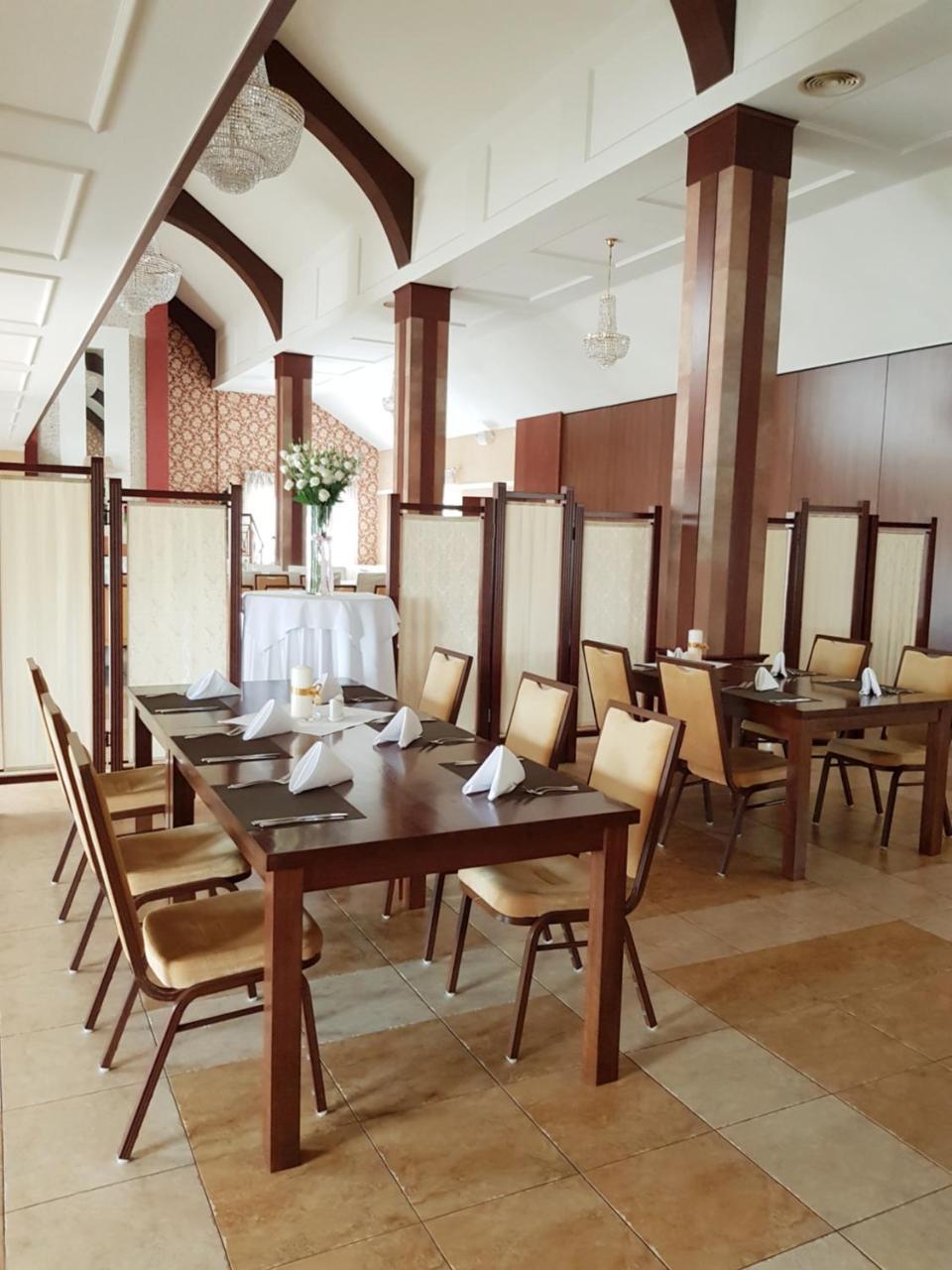 Hotel Dwor Choiny Kazimierówka Εξωτερικό φωτογραφία