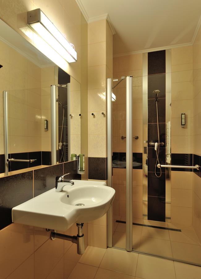 Hotel Dwor Choiny Kazimierówka Εξωτερικό φωτογραφία